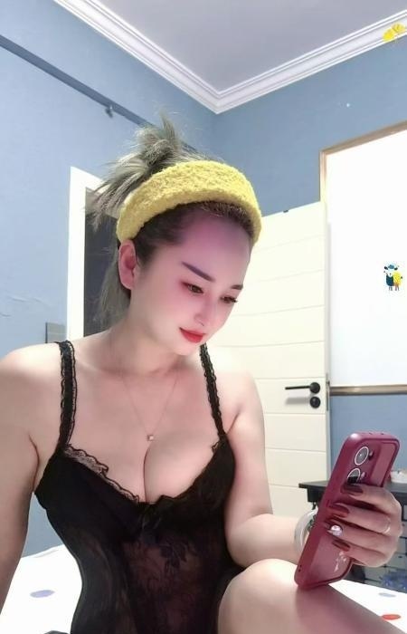 武汉光谷杨家湾小姐姐-买色网