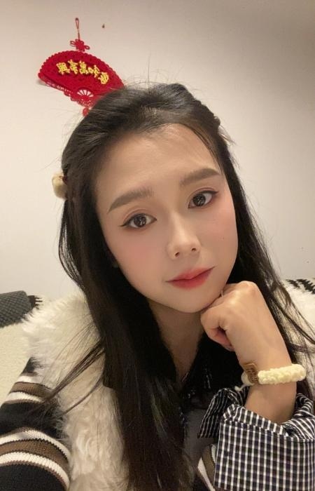 肤白清纯邻家颜值妹子-买色网
