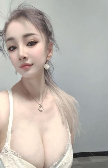 东湖肤白巨乳御姐-51