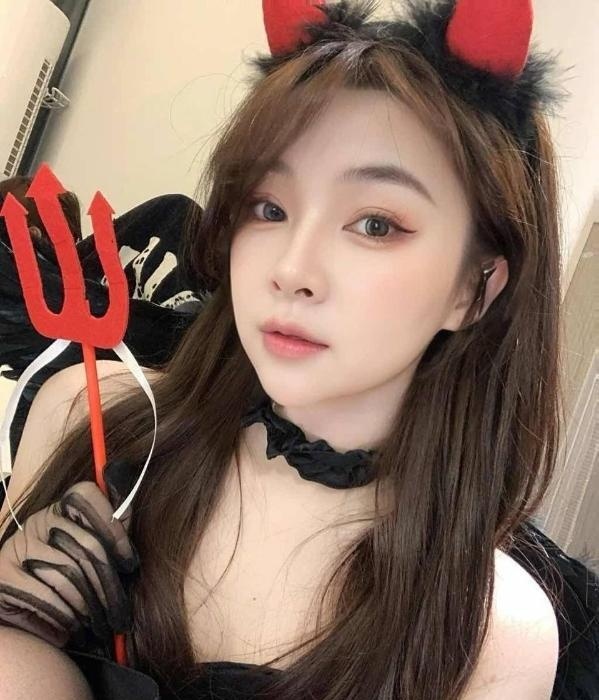 超级服务美少女-买色网