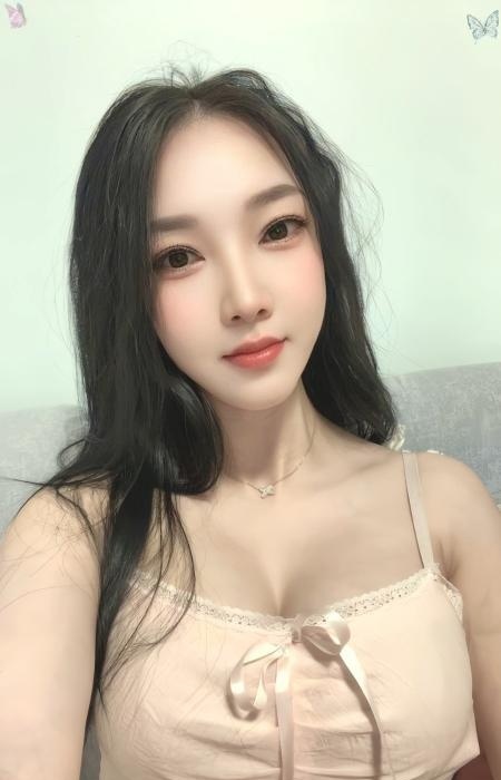 秦淮翘臀小骚货小溪-买色网