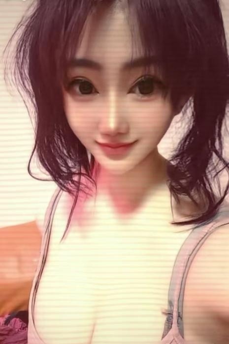 大胸美女希恩-买色网