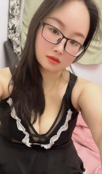 三山街二刷眼镜少妇-买色网
