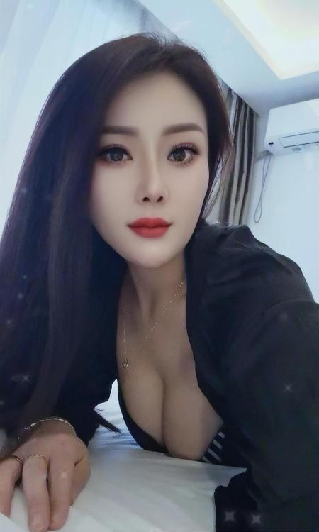 大屁股车模-51