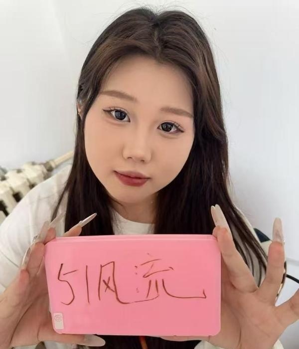 铁西纹身小胖妹-买色网