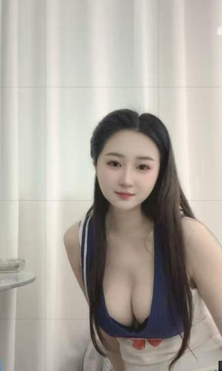 蛇腰大奶小骚妇-买色网