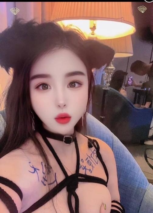 服务系三通女王午夜-买色网