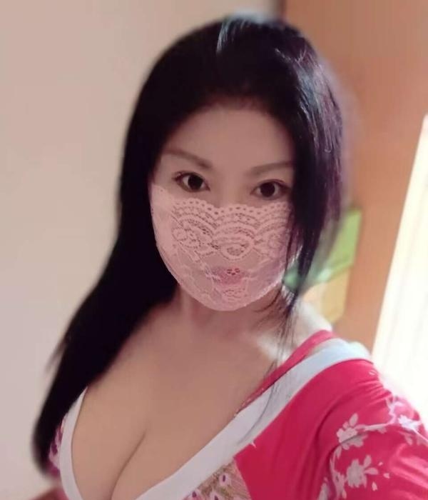 D奶熟女-买色网