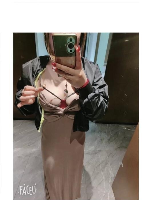 翘臀胸大美女-买色网