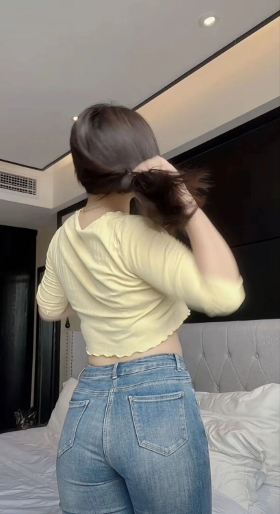 天河微胖爆乳女孩-买色网
