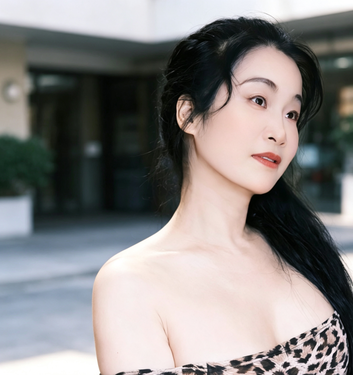 阳光气质丰满少妇-买色网