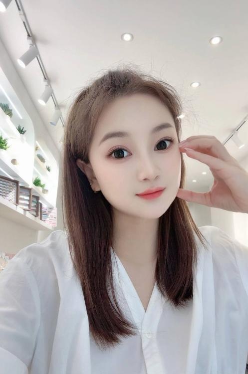 小家碧玉性感身材苏沫-51