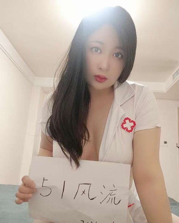 制服温柔少妇-51