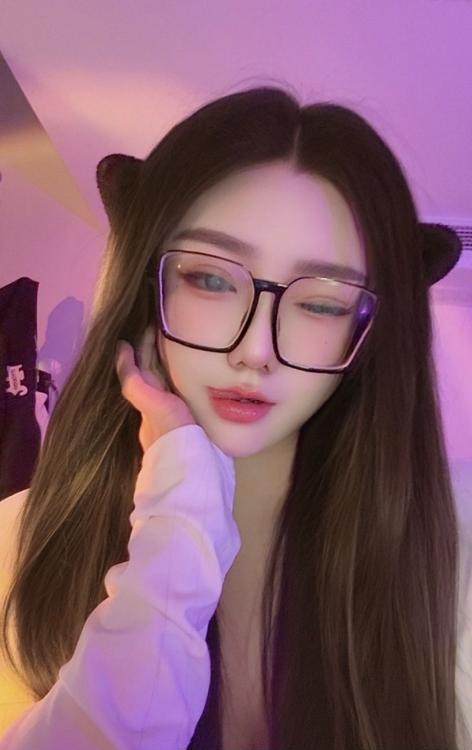 蜀山美臀萱妹子-买色网
