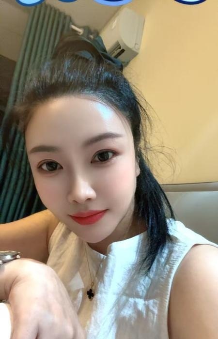 黑丝邻家小姐姐-51