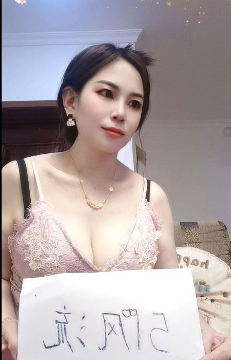 北郊大胸蛇吻骚妇-51
