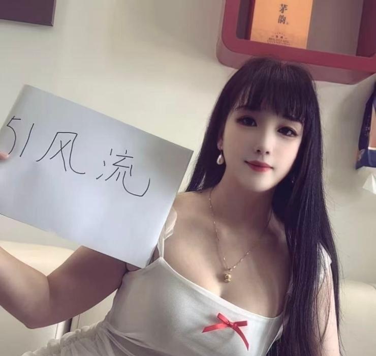风骚黑丝臀美妇-51