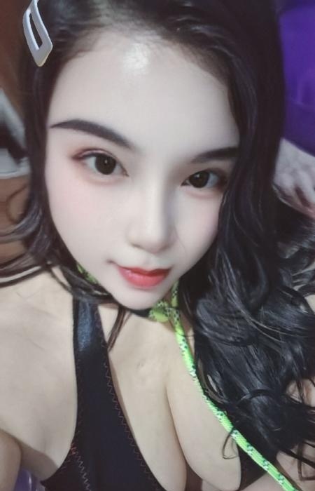 丰乳美臀玲玲-51