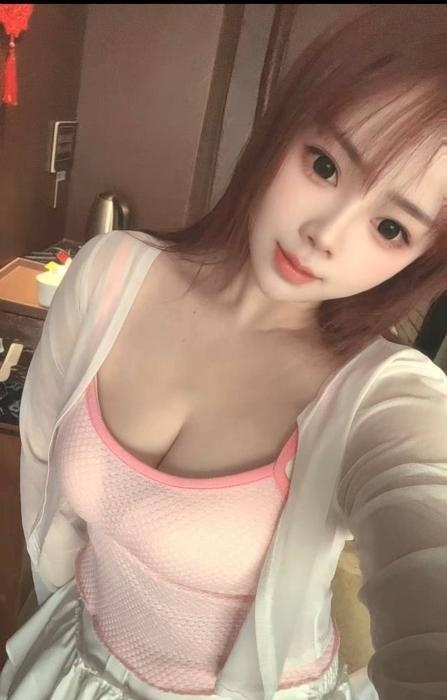四刷肤白大奶吉吉-51
