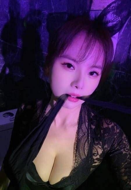 短发性感丰满妹妹-51