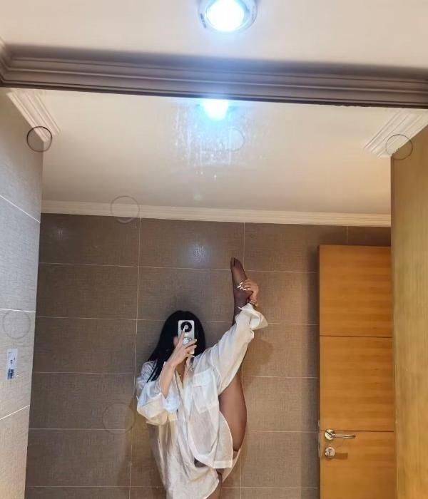 高挑性感长腿颜值妹子-51