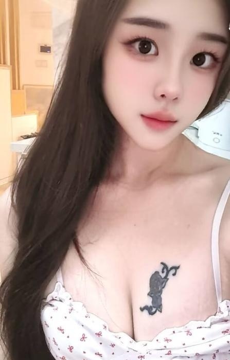 舌吻大胸露露-51