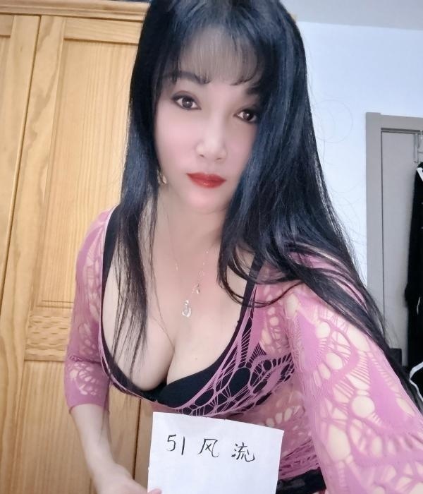 肥臀水娃少妇回归-51