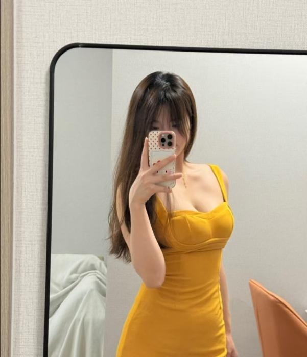 白嫩性感兼职骚货-51