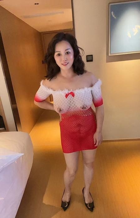宝安熟女大奶骚妇-51