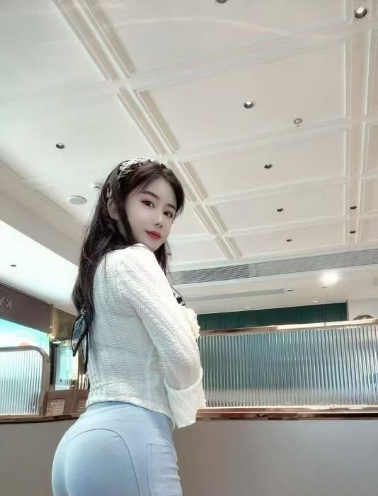 瑜伽婷婷老师-51