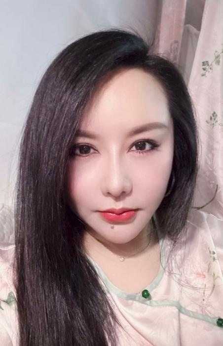 风骚少妇小芳-51