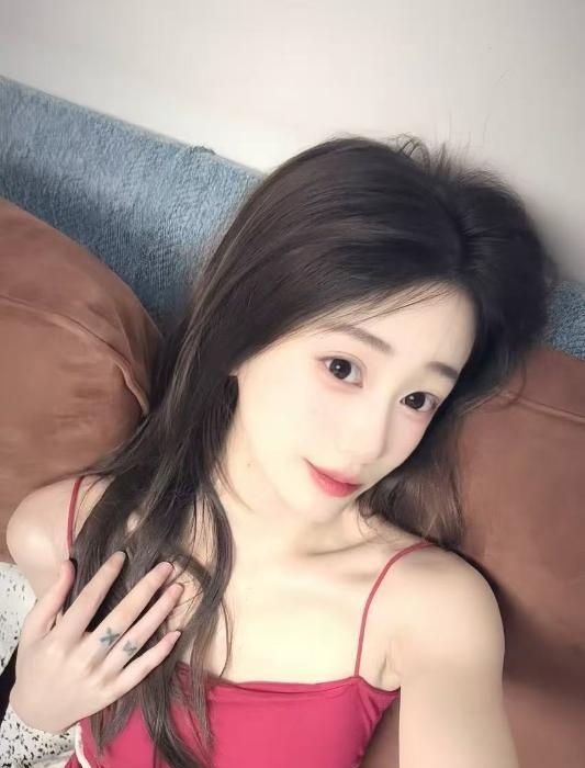 江岸高颜纯情少女-51