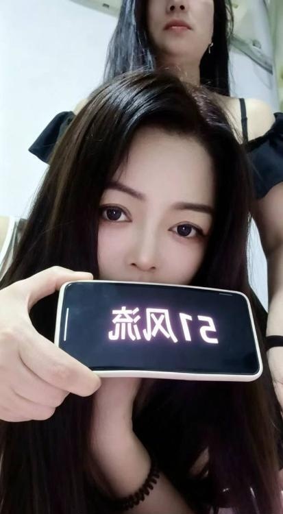 出击宝安双飞姐妹花-51