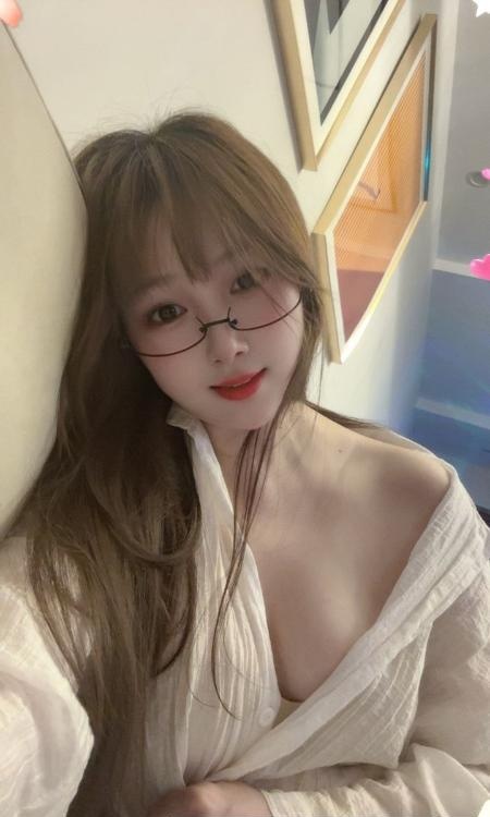 八爪椅明艳少妇-51