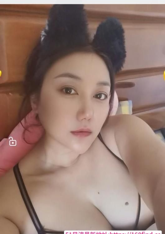 武汉光谷大胸-51