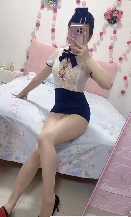 情趣服饰镜前啪-51