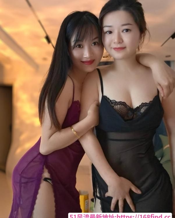 性价比双飞口爆姐妹-51