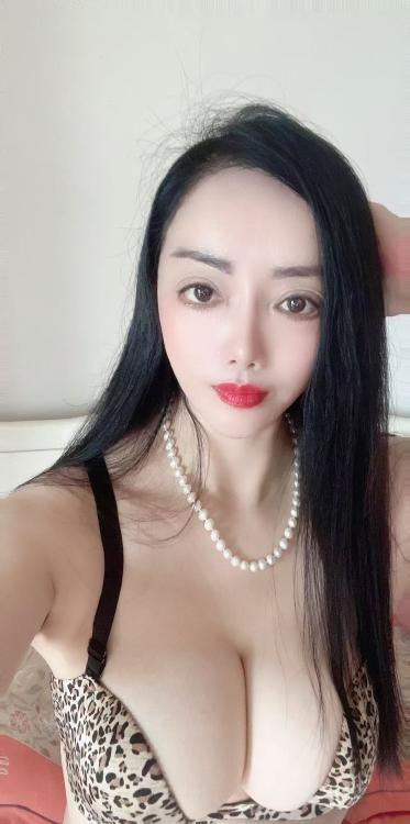 大奶肥臀御姐-51