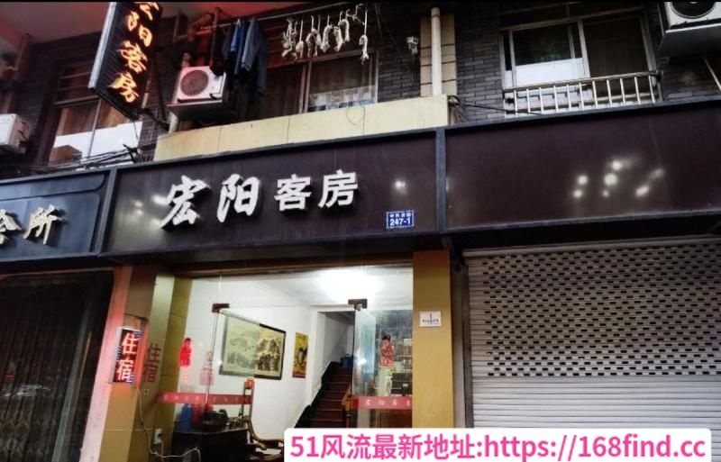 旅馆附近小巷-51