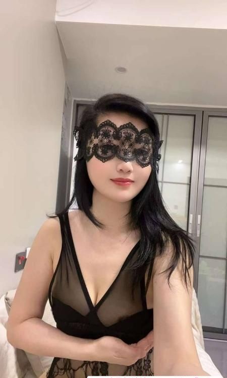洪山黑丝骚妇-51