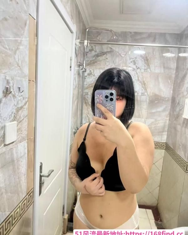 奥体精神小妹-51